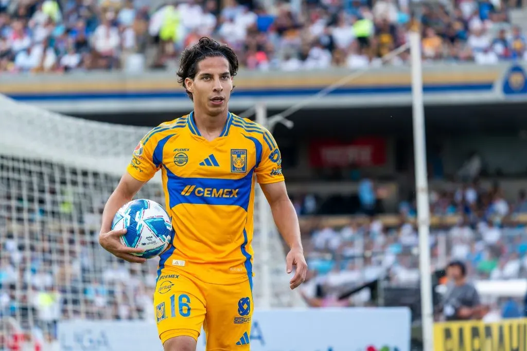 Diego Lainez actual jugador de Tigres y pretendido por Cruz Azul