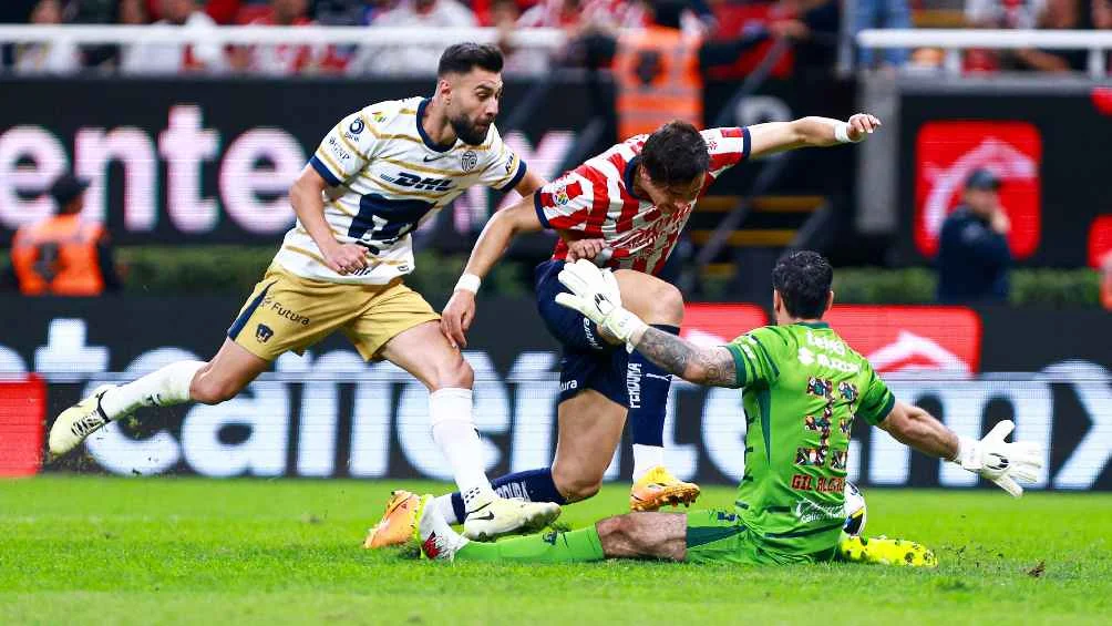 Chivas vs Pumas empate en Akron