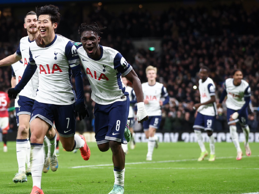 heung-min-son-gol-olimpico-video-tottenham-manchester-united