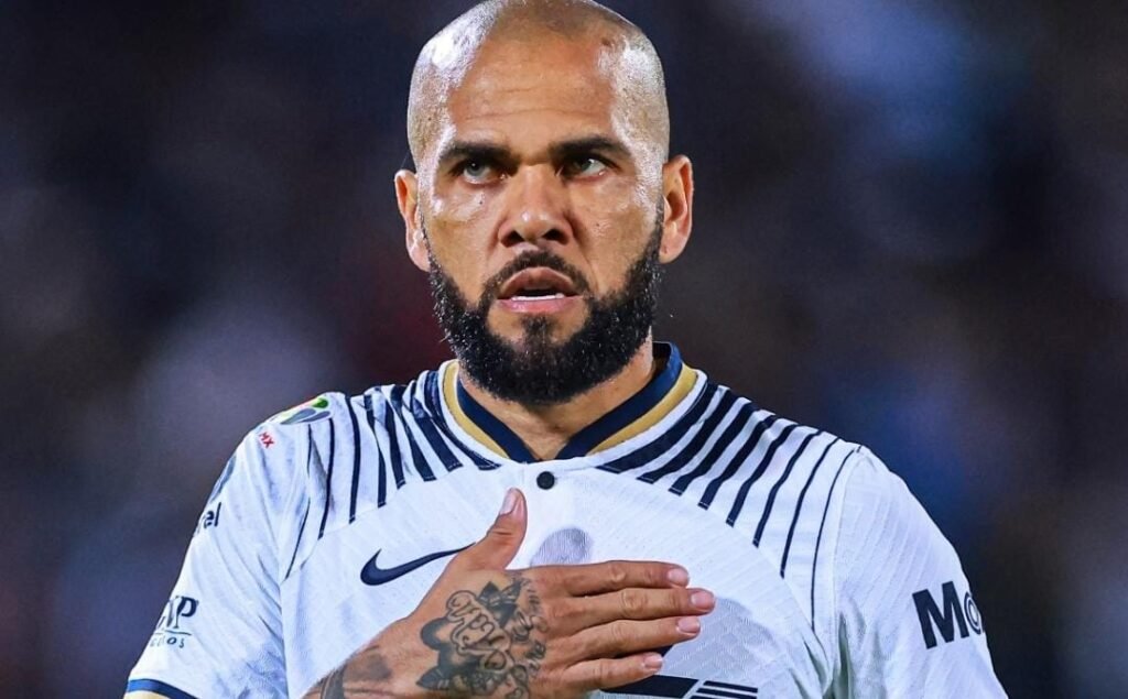 Pumas DEMANDA a Dani Alves; el TAS define FECHA de audiencia