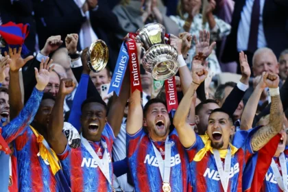 Crystal Palace es campeón de la FA Cup por primera vez en su historia al derrotar al Manchester City
