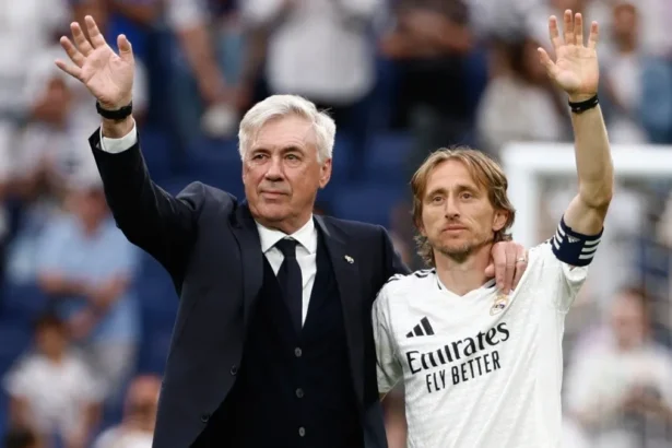 Con doblete de Mbappé, Real Madrid se despide de Modric y Ancelotti