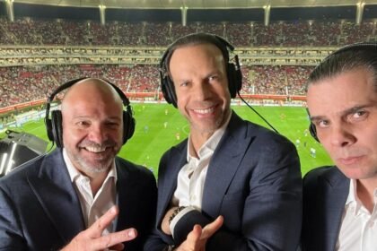 Martinoli y Luis García narrarán la Copa Oro pero no con TV Azteca