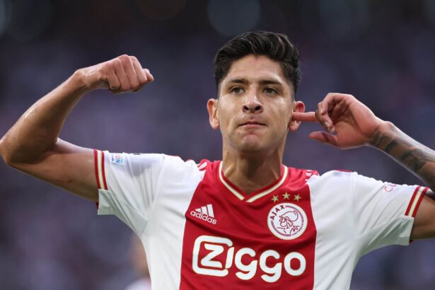Edson Álvarez dentro de los 100 mejores jugadores en la historia del Ajax