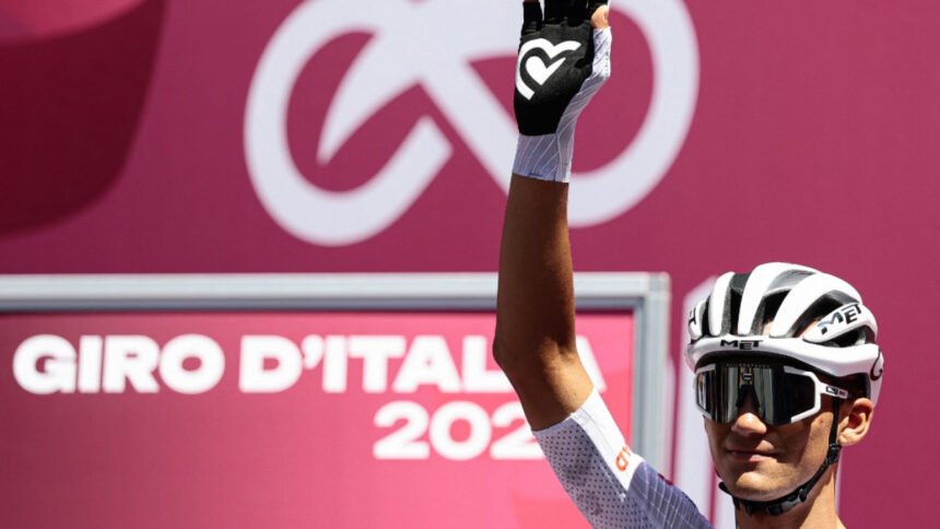 El mexicano Isaac del Toro hace historia y es subcampeón del Giro de Italia
