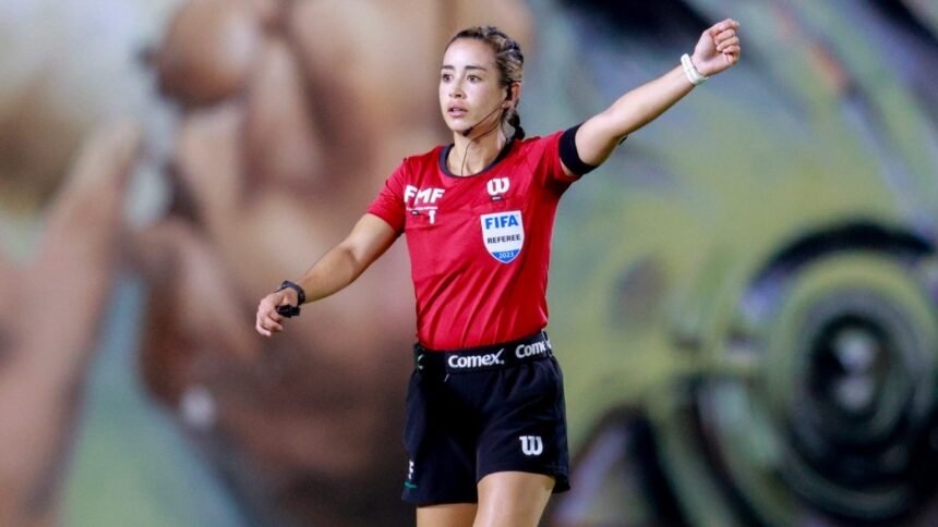 Katia Itzel García es la primera árbitra en pitar juego de Copa Oro, conoce más sobre ella
