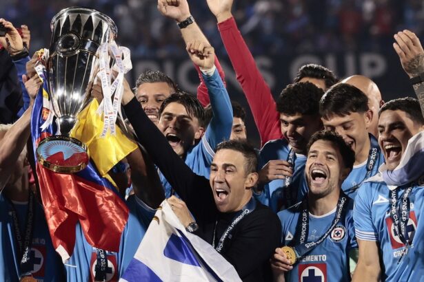 Estos son los IMPRESIONANTES números de Vicente Sánchez con Cruz Azul
