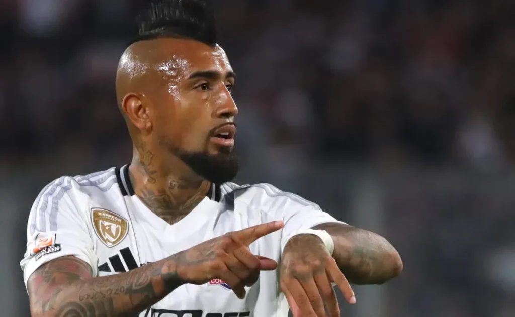 Pachuca quiere a Arturo Vidal para el Mundial de Clubes; Colo Colo se niega