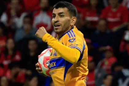 Ángel Correa anota su primer doblete en Tigres