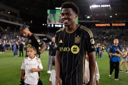 Javairo Dilrosun marca su primer gol con LAFC