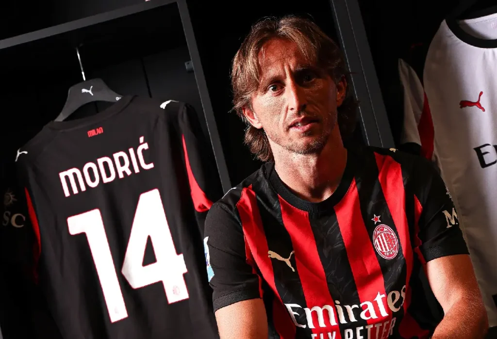 Milan anuncia de manera oficial a Luka Modric, nuevo compañero de Santi