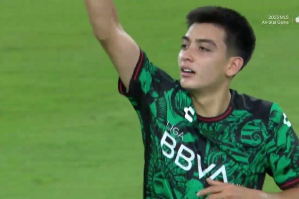 Gilberto Mora, se luce en el Juego de las Estrellas con gol