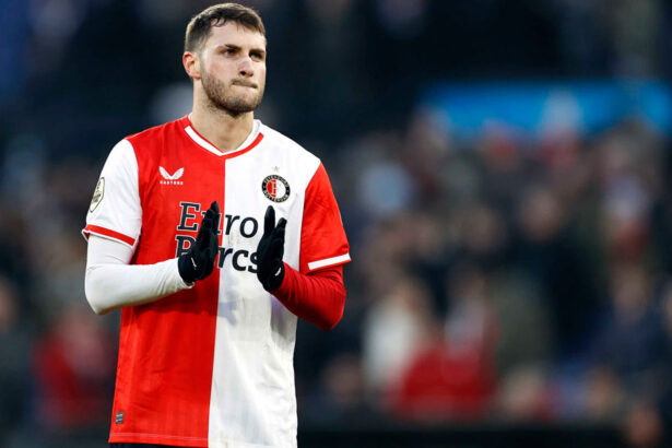 El delantero mexicano Santiago Giménez regresará a Feyenoord este fin de semana, ya que el club le rendirá un homenaje especial durante el partido inaugural de la nueva temporada ante el Wolfsburg. En un comunicado oficial, el equipo de Róterdam anunció que el atacante será reconocido a mitad del encuentro con una vuelta de honor frente a la afición en el estadio De Kuip, como una forma de despedida que quedó pendiente desde su salida.
