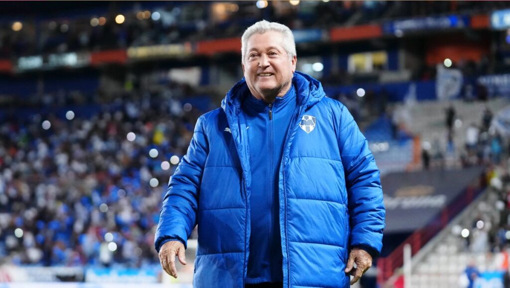 Víctor Manuel Vucetich anuncia su retiro como director técnico
