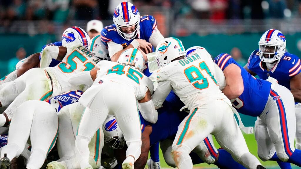 Buffalo Bills v Miami Dolphins