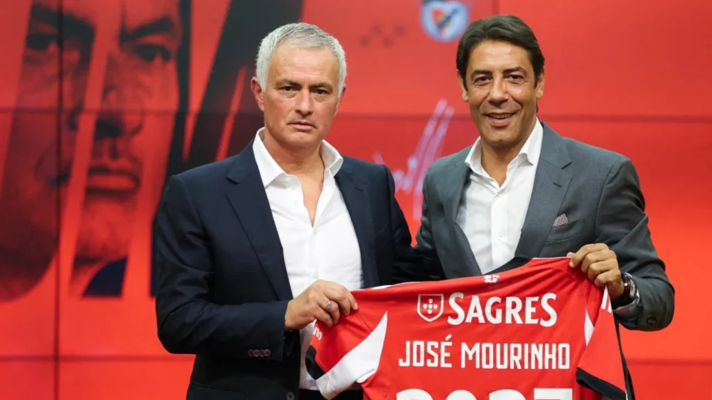 Jos-Mourinho-AFP__20250918__74Z49T8__v1__MidRes__F-ee874158c551816eeac339bf23ca45aa