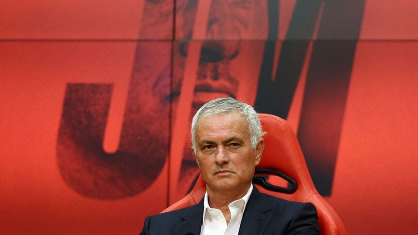 Mourinho hoy benfica