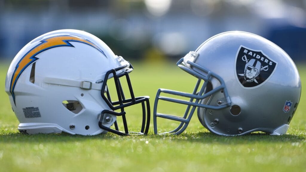 Raiders vs Charger NFL 2025