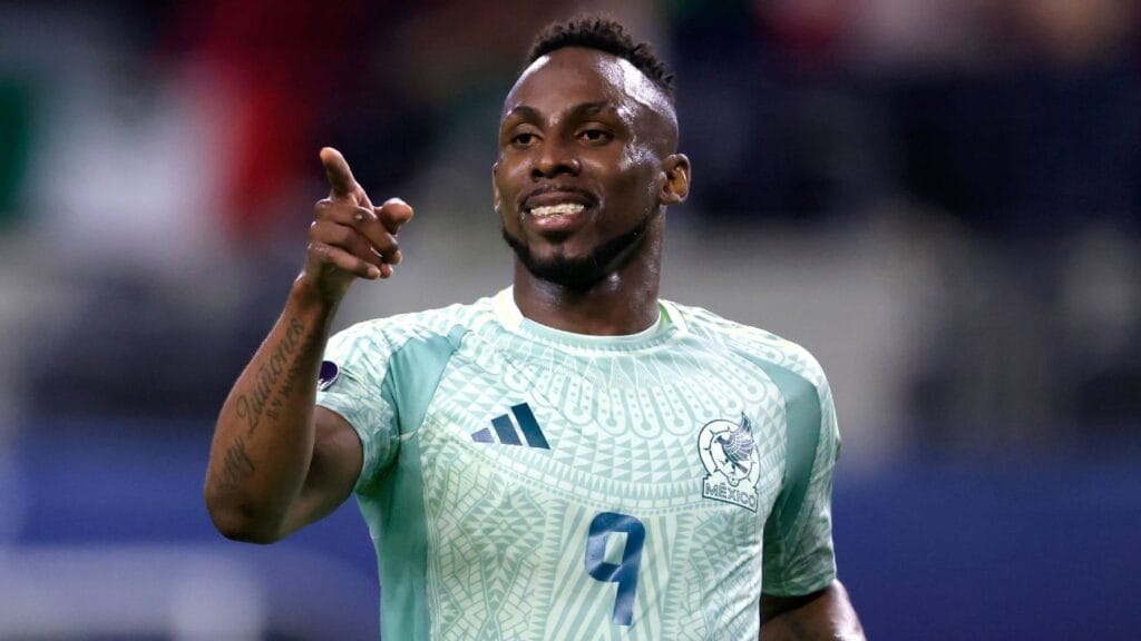 Julián Quiñones seleccion mexicana