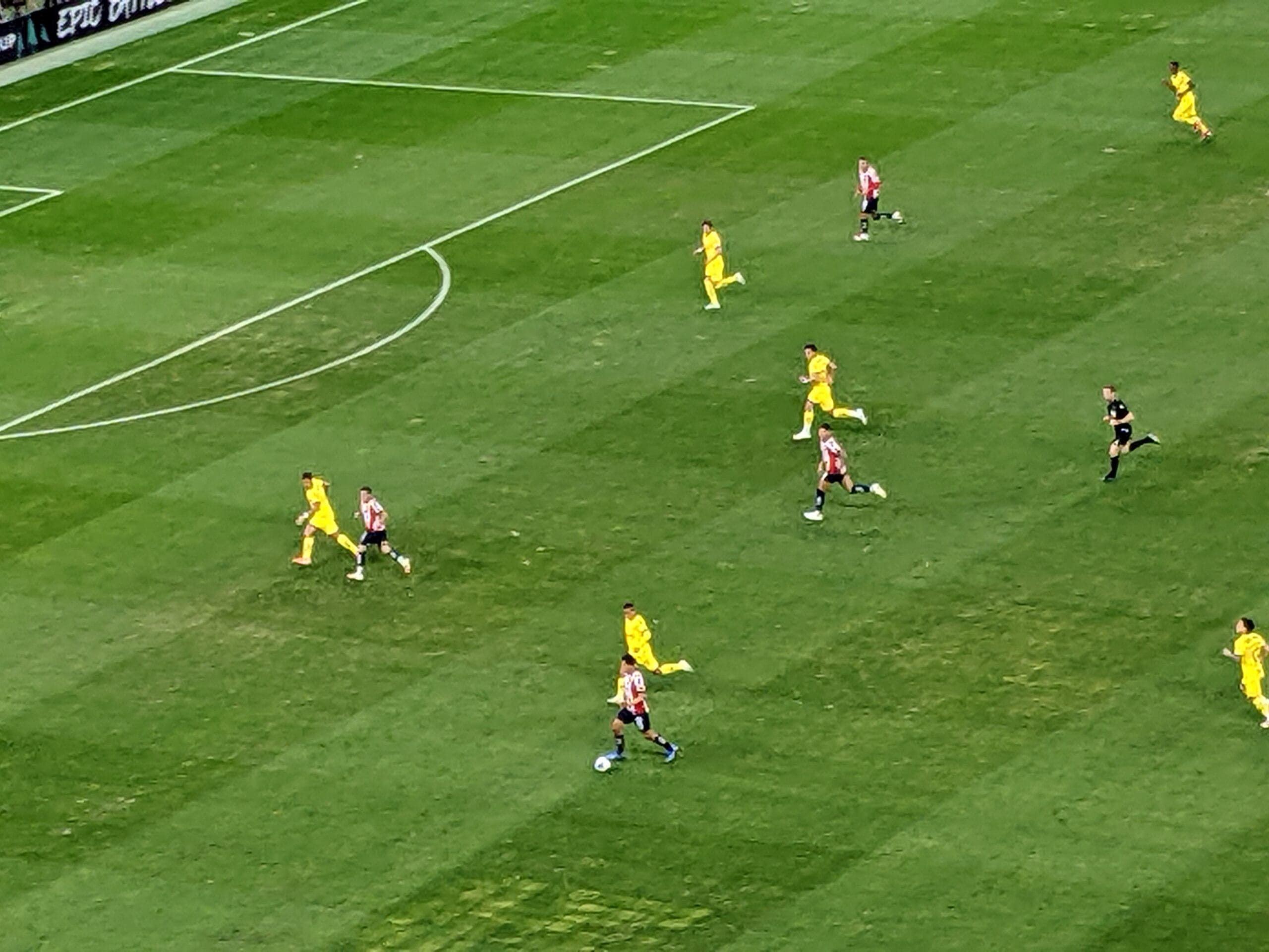 Chivas y América disputan un partido de la Copa de Campeones de Concacaf en marzo de 2025