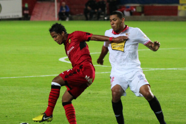 Giovani dos Santos durante su etapa con Mallorca en octubre de 2012