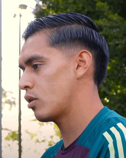 Raúl Rangel con ropa de la Selección Mexicana durante una entrevista de marzo de 2025