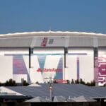 Exterior del State Farm Stadium de Glendale en una fotografía de archivo de febrero de 2023